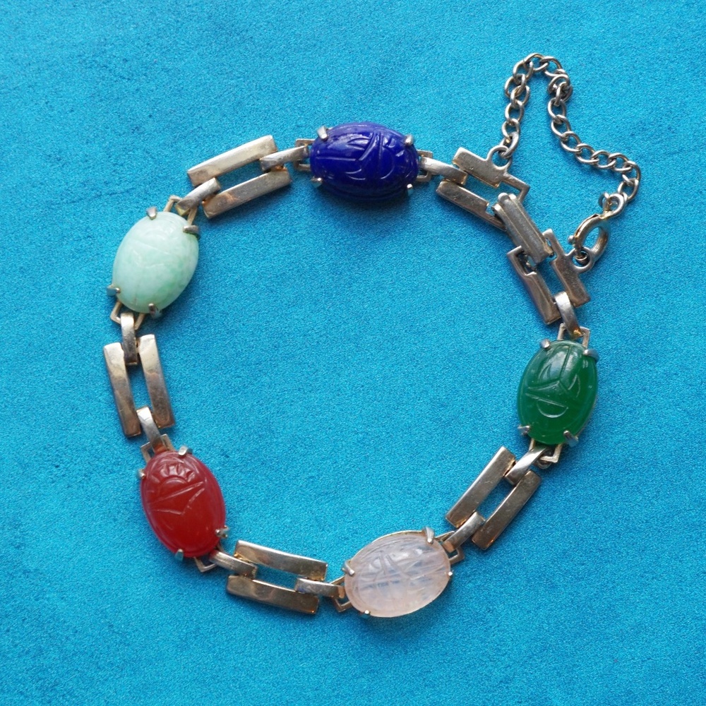 Vintage 1970s Silver Tone Scarab Link Bracelet with Carved Stone Cabochons, 7.5"